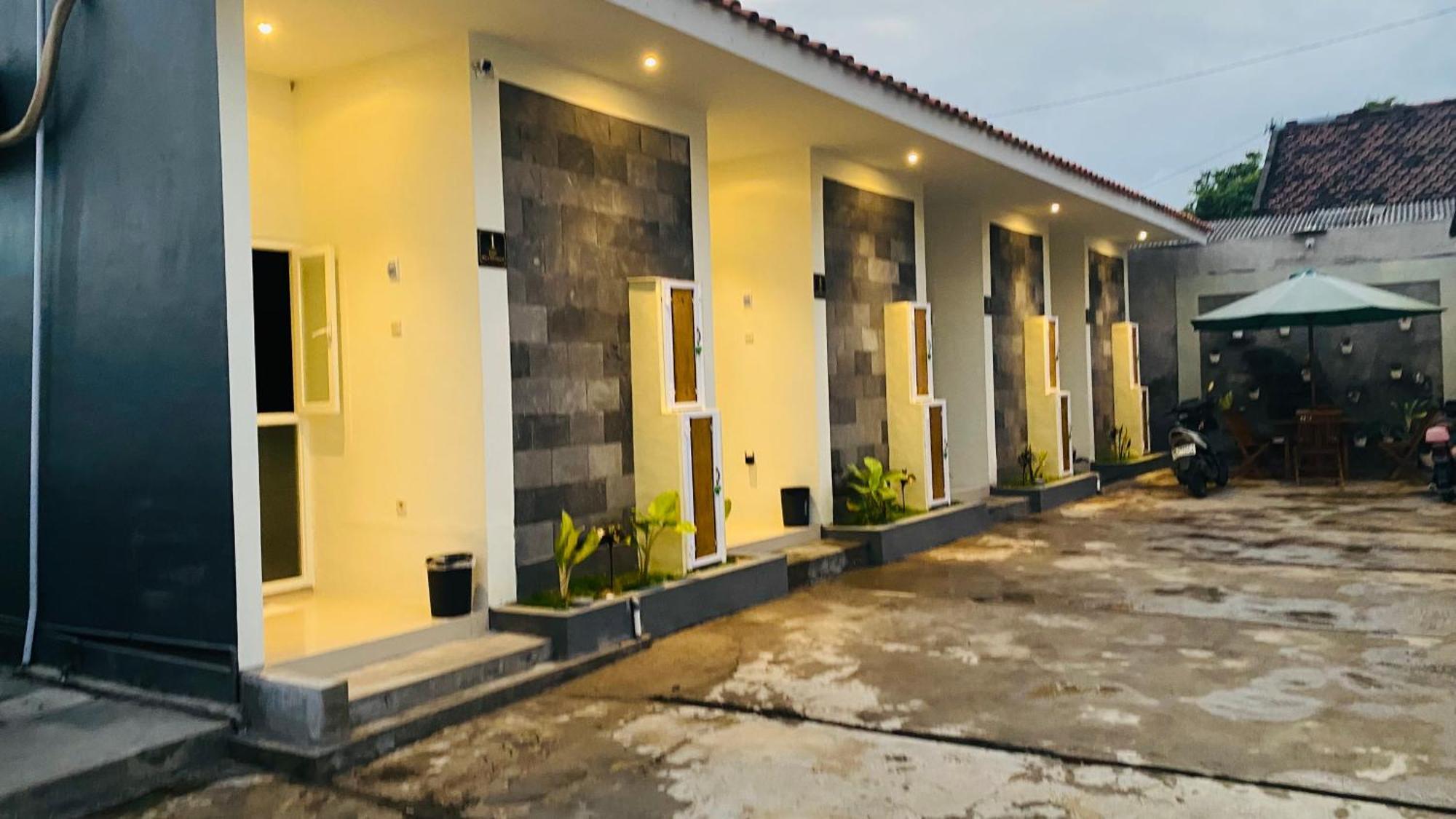 Robiu Bed & Breakfast Banyuwangi  Exterior photo